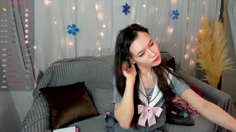 Snapshot of _emily__strike_ chatting on December 2024 10:34:01 AM _emily__strike_ online show from December 2024 10:34:01 AM