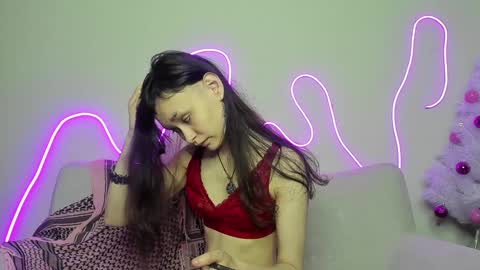 Snapshot of _emily__strike_ chatting on January 2025 10:16:02 AM _emily__strike_ online show from January 2025 10:16:02 AM