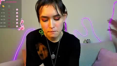 Snapshot of _emily__strike_ chatting on February 2025 01:30:02 PM _emily__strike_ online show from February 2025 01:30:02 PM