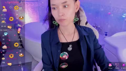 Snapshot of _emily__strike_ chatting on September 2025 10:17:02 AM _emily__strike_ online show from September 2025 10:17:02 AM