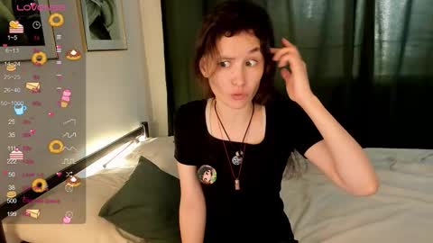 Snapshot of _emily__strike_ chatting on September 2025 10:17:01 AM _emily__strike_ online show from September 2025 10:17:01 AM