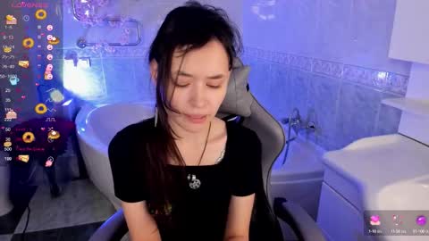 Snapshot of _emily__strike_ chatting on October 2025 10:02:01 AM _emily__strike_ online show from October 2025 10:02:01 AM