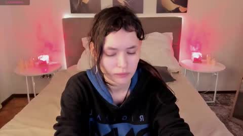 Snapshot of _emily__strike_ chatting on October 2025 10:05:01 AM _emily__strike_ online show from October 2025 10:05:01 AM