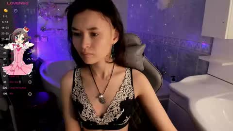 Snapshot of _emily__strike_ chatting on October 2025 10:17:02 AM _emily__strike_ online show from October 2025 10:17:02 AM