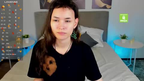 Snapshot of _emily__strike_ chatting on November 2025 09:54:02 AM _emily__strike_ online show from November 2025 09:54:02 AM