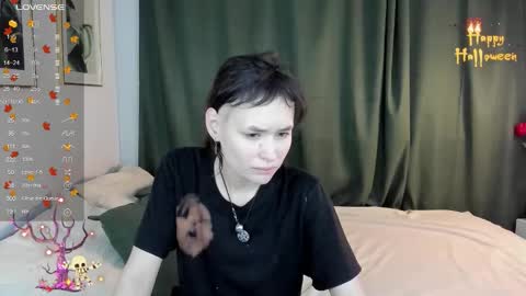 Snapshot of _emily__strike_ chatting on November 2025 09:42:02 AM _emily__strike_ online show from November 2025 09:42:02 AM