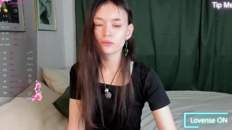 Snapshot of _emily__strike_ chatting on November 2025 10:05:01 AM _emily__strike_ online show from November 2025 10:05:01 AM