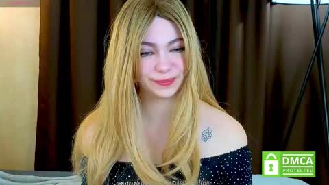 Snapshot of _emilyzortea_ chatting on November 2025 08:25:01 AM Emily online show from November 2025 08:25:01 AM