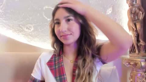 _emmawalka online show from September 2025 09:31:02 PM