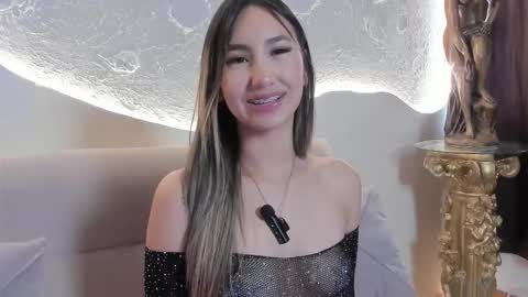 _emmawalka online show from October 2025 02:38:02 PM