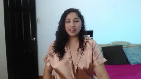 Snapshot of _gia_dior chatting on November 2025 02:00:02 AM Gia Independent model online show from November 2025 02:00:02 AM