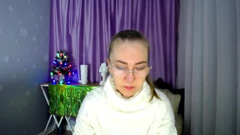 _greybunny_ online show from January 2025 10:20:02 AM