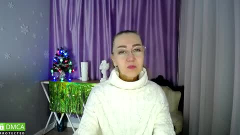 _greybunny_ online show from January 2025 09:13:01 AM