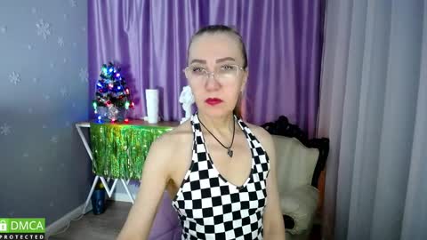 _greybunny_ online show from January 2025 08:11:01 AM