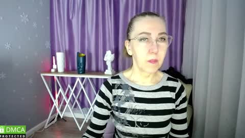 _greybunny_ online show from March 2025 06:23:01 AM