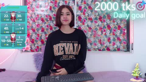 Snapshot of _gwen__ chatting on December 2024 04:07:02 AM Gwen online show from December 2024 04:07:02 AM