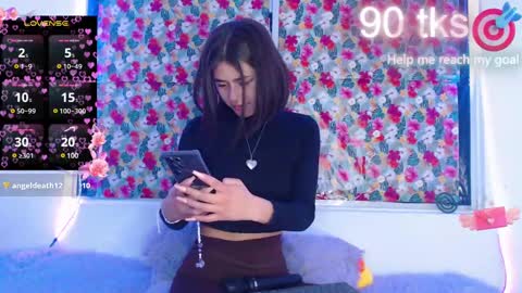 Snapshot of _gwen__ chatting on February 2025 04:44:02 AM Gwen online show from February 2025 04:44:02 AM