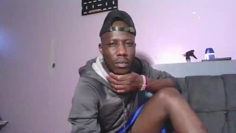 Snapshot of _hairlyboy chatting on November 2025 02:28:01 PM _hairlyboy online show from November 2025 02:28:01 PM