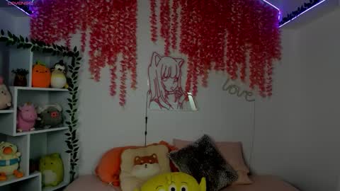 Hanna Botero online show from October 2025 06:41:01 PM