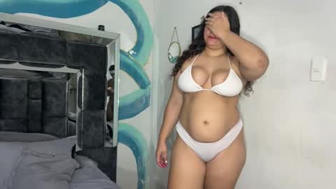 Snapshot of _hells_bells chatting on November 2025 10:38:02 AM Sam and MIke online show from November 2025 10:38:02 AM