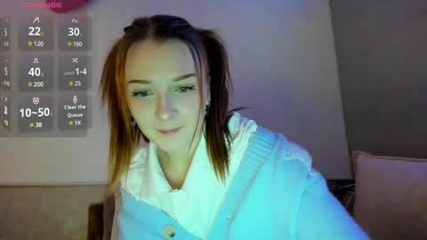 _hey_scarlett_ online show from December 2024 02:27:01 PM