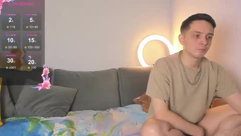 _hey_scarlett_ online show from September 2025 04:01:02 PM