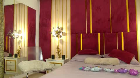 _hot_neighbour online show from October 2025 04:23:02 AM