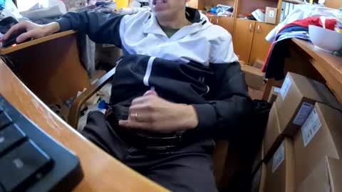 _i_a_m_ online show from September 2025 07:54:01 AM