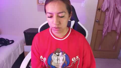 Snapshot of _ivanna11_ chatting on November 2025 06:07:02 PM Ivanna online show from November 2025 06:07:02 PM