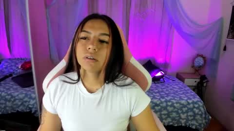 Snapshot of _ivanna11_ chatting on November 2025 08:42:02 PM Ivanna online show from November 2025 08:42:02 PM