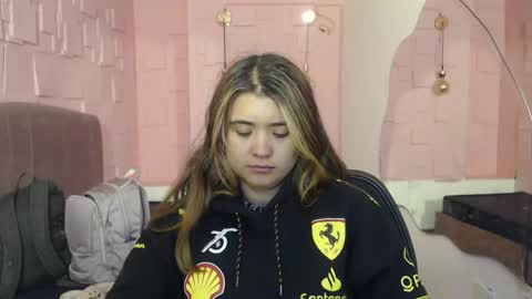 Snapshot of _jeessy chatting on October 2025 04:24:01 AM _jeessy online show from October 2025 04:24:01 AM