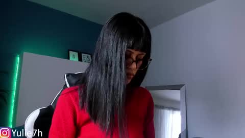 Snapshot of _jessy_moon_ chatting on October 2025 07:55:01 PM ... online show from October 2025 07:55:01 PM