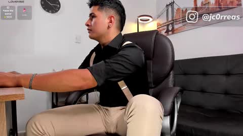 _juanes__ online show from November 2025 10:12:01 PM