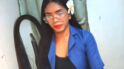 Snapshot of _karie_ chatting on October 2025 06:41:02 PM _karie_ online show from October 2025 06:41:02 PM