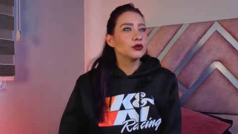 Snapshot of _kelly_hous36 chatting on November 2025 01:11:02 PM kelly online show from November 2025 01:11:02 PM