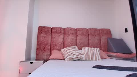 Snapshot of _kendall_07 chatting on November 2025 12:05:02 PM Kendall online show from November 2025 12:05:02 PM