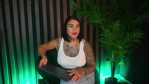   online show from February 2025 10:18:02 PM