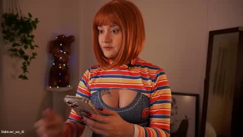 Snapshot of _lady_di chatting on October 2025 03:15:02 AM Not on OF Some stuff for sale online show from October 2025 03:15:02 AM