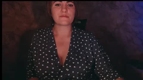 Snapshot of _letty_ chatting on October 2025 01:28:02 AM Letty online show from October 2025 01:28:02 AM