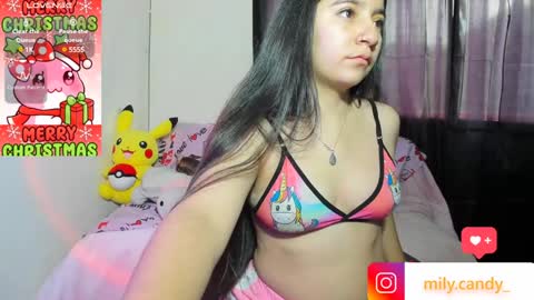 Snapshot of _litle_mily_ chatting on December 2024 09:58:02 PM Mily online show from December 2024 09:58:02 PM