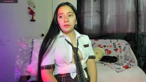 Snapshot of _litle_mily_ chatting on December 2024 09:58:01 PM Mily online show from December 2024 09:58:01 PM