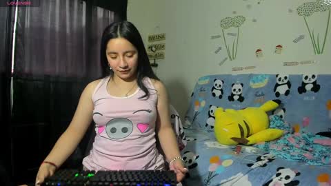 Snapshot of _litle_mily_ chatting on February 2025 10:24:01 PM Mily online show from February 2025 10:24:01 PM