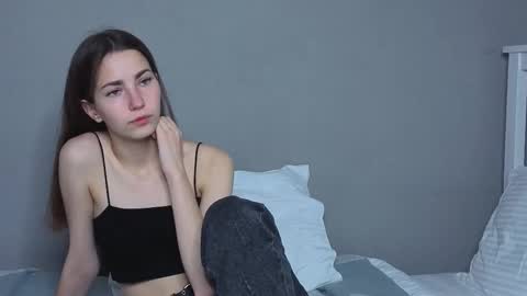 Emma online show from September 2025 01:54:01 AM