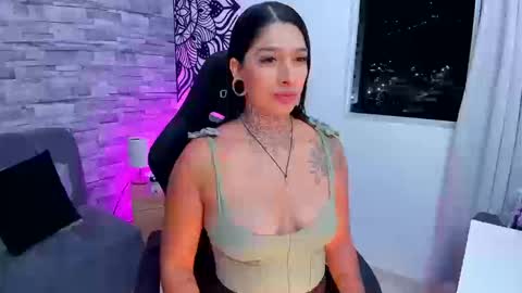  Laura  Independent Model  online show from September 2025 12:05:01 AM