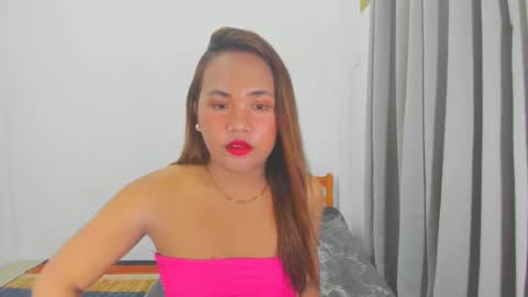 _lovelyyan69_ online show from March 2025 06:54:01 PM