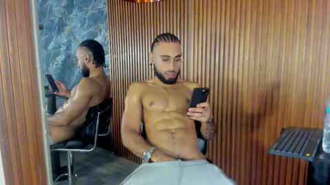 _luca_flame online show from October 2025 03:37:02 AM