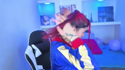 Lucia online show from October 2025 03:46:02 AM