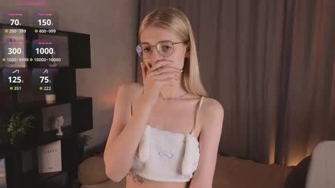 Snapshot of _luckybet_ chatting on October 2025 05:43:01 PM Monica online show from October 2025 05:43:01 PM