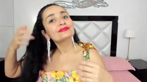  luna  sweet  online show from January 2025 03:34:02 AM