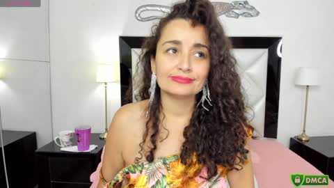  luna  sweet  online show from January 2025 09:37:02 AM